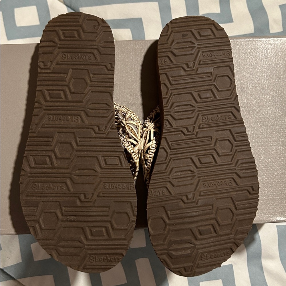Skechers Women's Tan and Brown Sandals - Picture 2 of 5